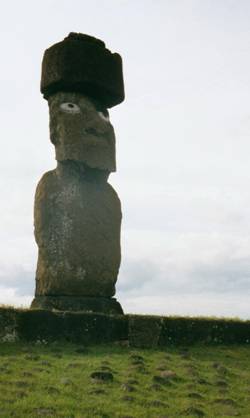 Hanga Roa Moai